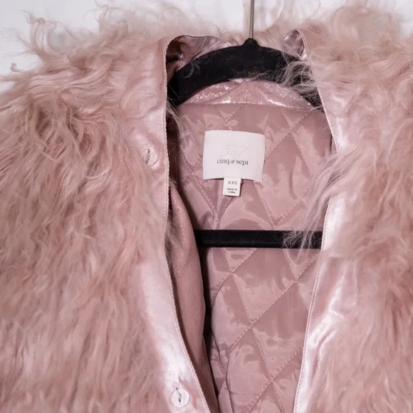 Cinq A Sept Blair Mongolian Lamb Trim Tie Waist Patent Coat Jacket Salt Pink XXS - Picture 2 of 4